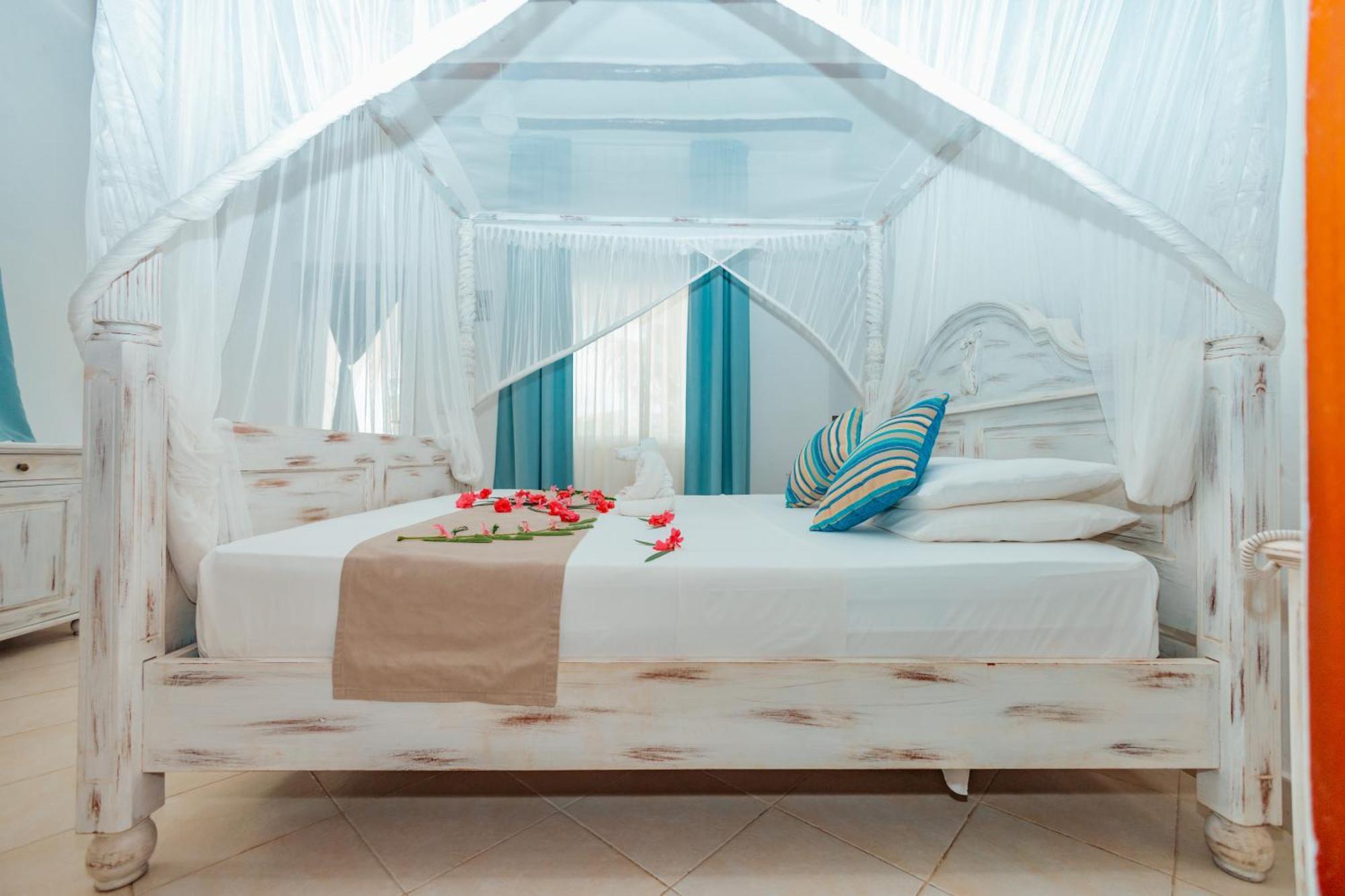 Twiga Beach Resort Watamu Luaran gambar