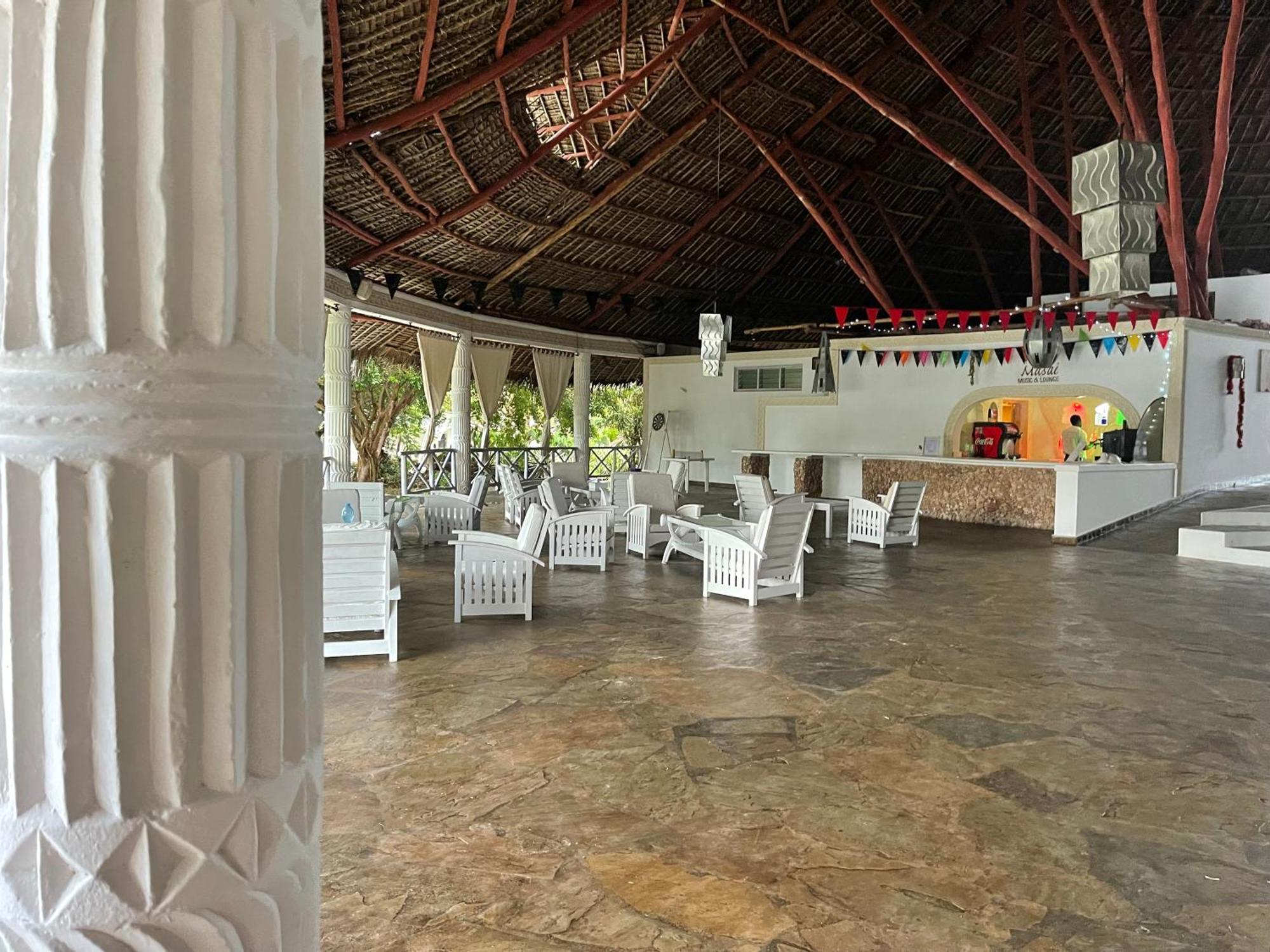 Twiga Beach Resort Watamu Luaran gambar